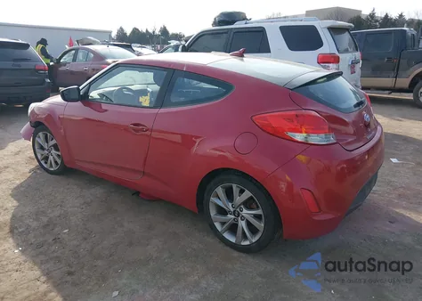 2016 Hyundai Veloster z USA, uszkodzony, nr VIN KMHTC6AD9GU297471